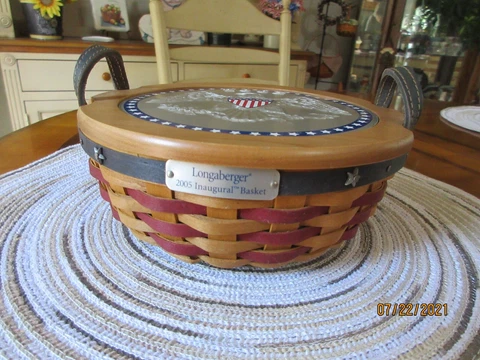 Longaberger 2005 Inaugural Basket with Lid-Liner-Protector Cover