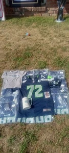 Seattle Seahawks Lot For Cool Kids (SEE DESCRIPTION) - Picture 1 of 10