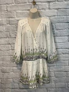 NWT Gypsy 05 Global Village White Boho Surplice Button Front Romper Sz Large - Picture 1 of 9