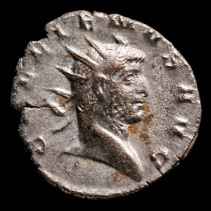 Gallienus Antoninianus - LAETITIA AVG, Mediolanum - 21 mm / 2.91 gr. - Picture 1 of 3