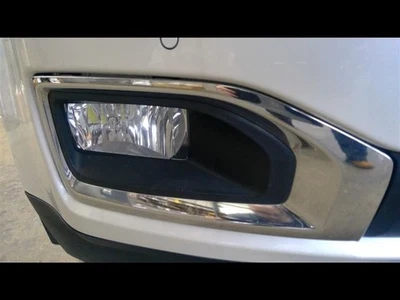 Passenger Corner/Park Light Fog-driving Fits 15-20 SUBURBAN 1500 1199129 - Image 1 of 4