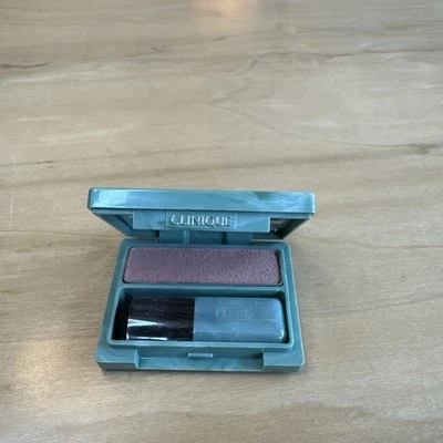 CLINIQUE COLORETE POLVO PRENSADO SUAVE 05 RUBOR CASTAÑO NUEVO Sin CAJA 0,07 OZ Foto 1 de 4