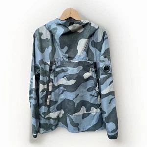 C.P. Company Herren Hängerchen Jacke Gr. 48 Medium Overhead Camouflage Cagoule Neu - Bild 1 von 8