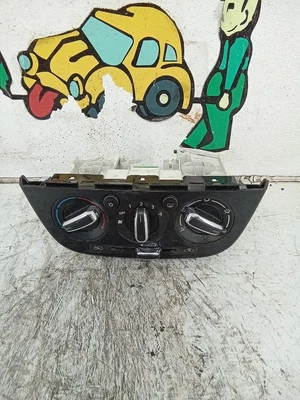 Mitsubishi Mirage 2017 unidad de control de temperatura  Foto 1 de 3