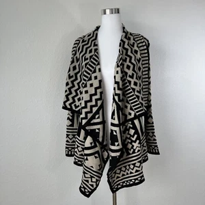 Schwestern Strickjacke Pullover Damen M geometrisches Muster vorne offen schwarz hellbraun neu mit Etikett - Bild 1 von 17