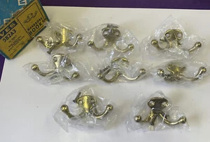 Vintage unbenutzt Ives 582A3 Aluguss Messing Platte Garderobenhaken 8 Stück U - Bild 1 von 6