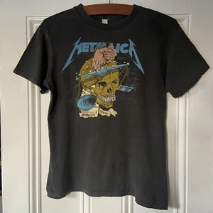 Vintage 80s Metallica Harvester Of Sorrow Damaged Justice Band T Shirt Download - Picture 1 of 9