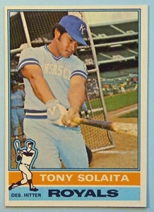 1976 Topps Tony Solaita #121 (Kansas City Royals) NM Near Mint - Picture 1 of 2
