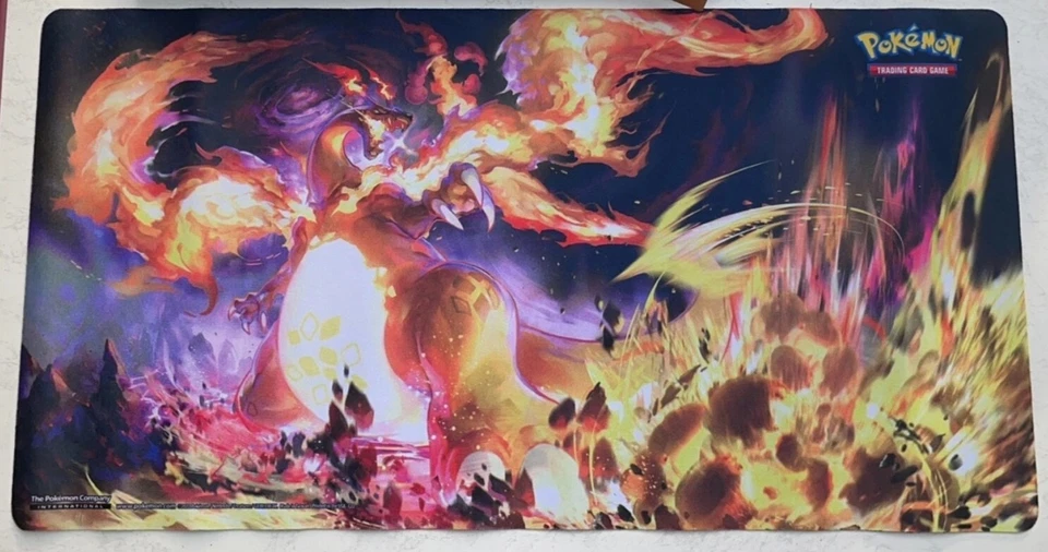 Tapis officiel Pokémon DRACAUFEU Ultra Premium PLAYMAT🏅 - Photo 1/1