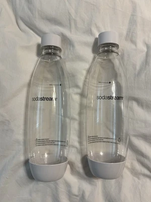 SodaStream Dishwasher SafeWhite Slim Carbonating Bottles Twin Pack, 1L - Image 1 of 2