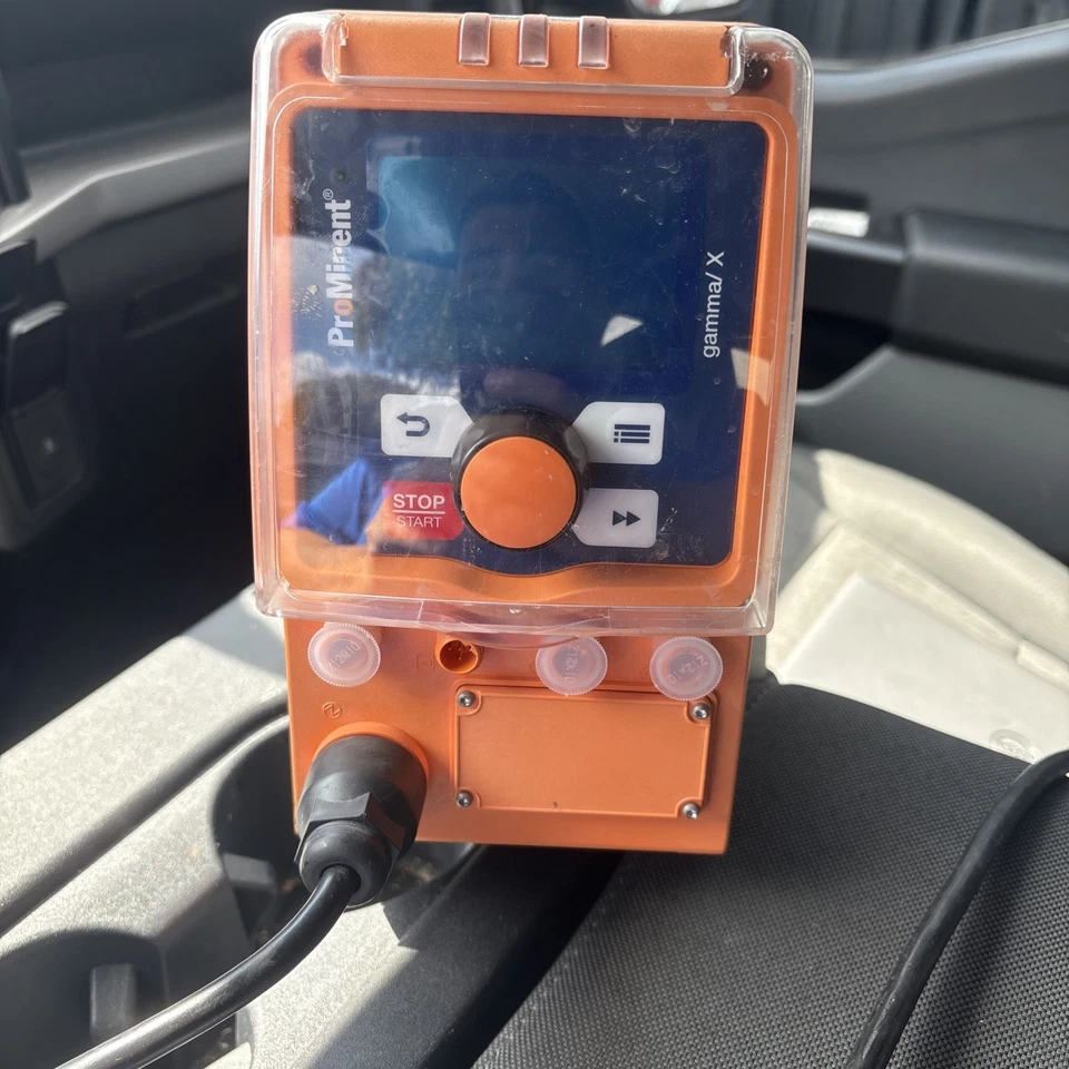 PROMINENT TYP GMXA 1604NPE26 DRIVEN METERING DOSING LIQUID CHEMICAL WATER PUMP - Image 1 of 4