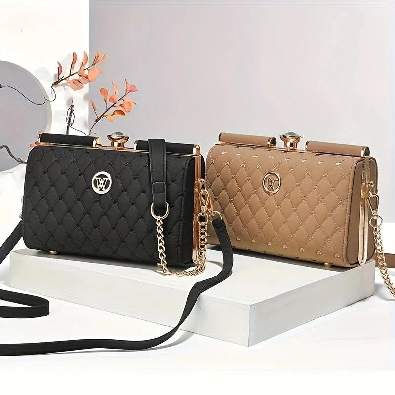 Stylish High-End Unique Design Red Patent Crossbody Handbag Shape Versatile Shou - Image 1 of 4