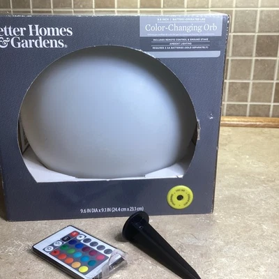 9.6” ROUND LED COLOR CHANGING ORB - REMOTE CONTROL - REALLY COOL ITEM- BATTERY - Image 1 of 4