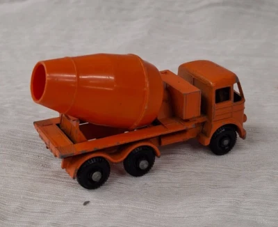 Mezcladora de cemento forrajero Matchbox Nº 26 vintage hecha en Inglaterra por Lesney Foto 1 de 4