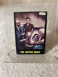 1964 Topps Outer Limits #22 The Captive Beast