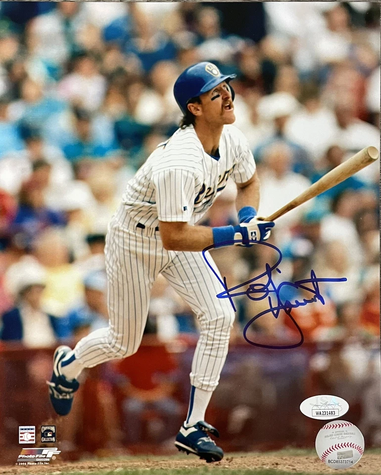 Robin Yount Milwaukee Brewers Autographed 8x10 Pose #2 JSA - Image 1 of 1