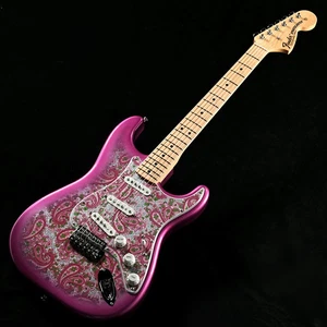 Fender / Made in Japan Limited Stratocaster Maple FB Pink Paisley S/N JD25020971 - Picture 1 of 8
