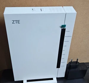 Router ZTE ZXHN h3600 v9 WIFI6, 2 porte FXS, 5 ETH gigabit, 1 USB - Foto 1 di 5
