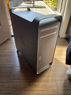 Apple Mac Pro A1289 Desktop - (2009) - Image 1 of 4