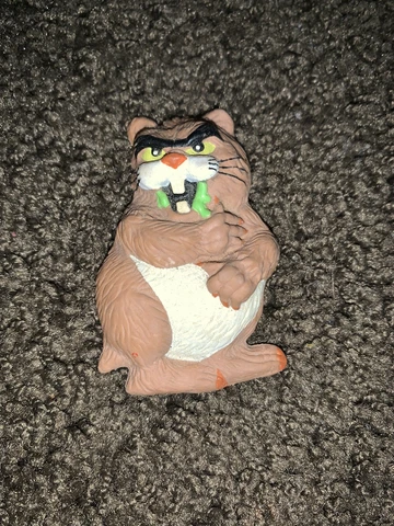 Vintage 90s Goosebumps Haunted Eraser Cuddles the Hamster Rare 1996 R.L. Stine Cover