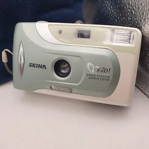 Vintage 35mm film camera SKINA SK-201. Tested. With automatic flash. - Picture 1 of 16