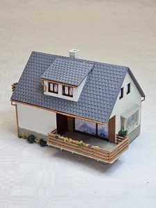 AUHAGEN 12223 H0/TT HAUS SYBILLE già costruito VINTAGE DA COLLEZIONE MODELLISMO FERROVIARIO AMS - Foto 1 di 7