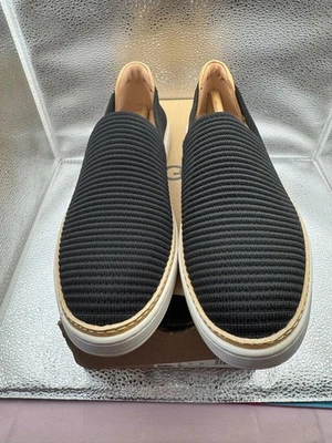 Sammy feminino UGG tamanho 6 - Imagem 1 de 4