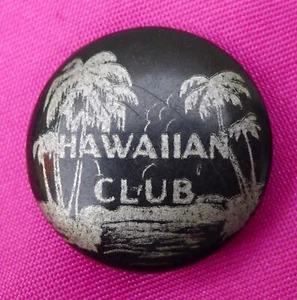 VINTAGE AUSTRALIAN SURF CLUB TIN BADGE 'HAWAIIAN CLUB' MEMBERS BADGE CIRCA 1935 - Picture 1 of 8