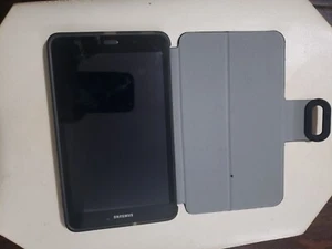 Samsung Galaxy Tablet SM-T380 de 32GB con su Case - Picture 1 of 7