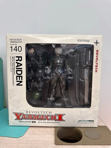 Kaiyodo  Revoltech Raiden 140 Cover
