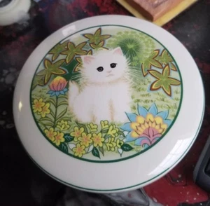 HANKOOK weißes flauschiges Kätzchen SCHMUCKKÄSTCHEN SCHÜSSEL KOREA mit Deckel - Bild 1 von 6