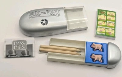 WINNING MOVES PASS THE PIGS GAME FROM 2009 COMPLETE | TRAVEL POCKET CLASSIC - Image 1 of 4