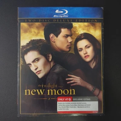 The Twilight Saga New Moon Blu-ray 2-Disc Set Deluxe Edition w Target Slipcover - Image 1 of 4