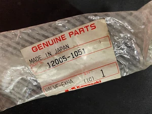 Kawasaki GPZ 305 Scorpion Auspuffventil NOS Poppet 12005-1051 GPZ305 N.L.A. - Bild 1 von 1