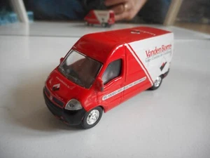 Norev Renault Master "Vanden borre" in Red/White on 1:64 - Bild 1 von 2