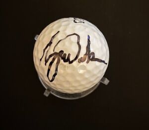 Tiger Woods PGA Golf signed Golf Ball COA