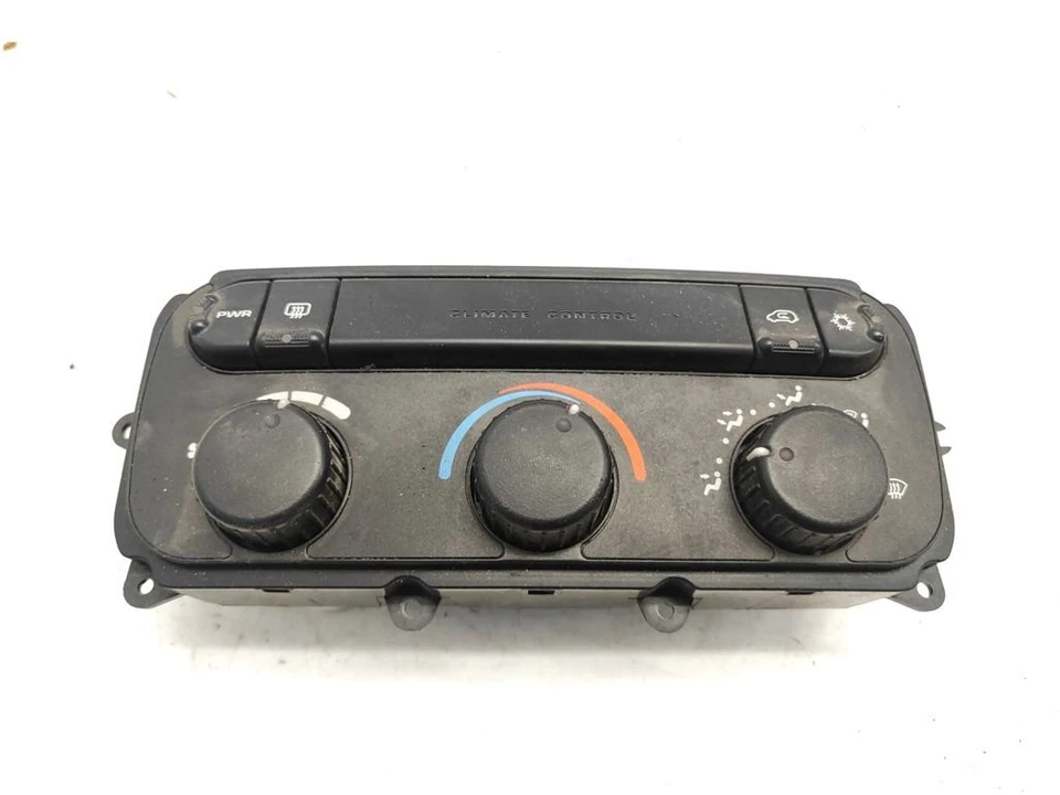 Chrysler Voyager 2001 3.3 unidad de control aire acondicionado 00000000AA 1501354042 gasolina  Foto 1 de 4