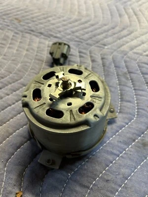 Motor de refrigeración ventilador radiador Ford Taurus 2010 2012 Foto 1 de 4