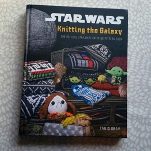 Star Wars Knitting the Galaxy The Official Star Wars Knitting Pattern Book HC - Picture 1 of 9