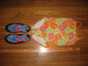 Girls swimsuit Set-One-piece size 10+Beach shoes size 5-PET/SMOKE FREE HOME - Picture 1 of 4