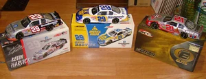 Nascar, KEVIN HARVICK #21 HERSHEY Kisses,  #29 Goodwrench, #29 AOL 1:24 Action - Picture 1 of 16