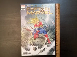 CAPTAIN MARVEL: THE END - Peach Momoko Variant Cover - - Picture 1 of 23