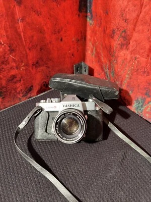 Пленочная зеркальная камера YASHICA TL ELECTRO X ITS 35 мм черная объектив 50 мм F1.4 ЯПОНИЯ - Изображение 1 из 4