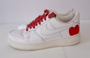 Nike Air Force 1 White Sneakers w. Hand Painted Heart DD8959-100 Women's Sz 9.5 - Picture 1 of 7
