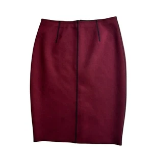Ann Taylor Women’s Classic Burgundy Pencil Skirt with Dart Detail. Size 2 - Picture 1 of 8