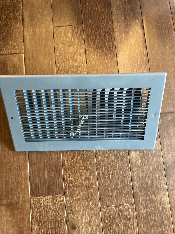 Amortiguador de cadena de acero vintage 1950 pared techo registro calefacción aire ventilación rejilla Foto 1 de 2