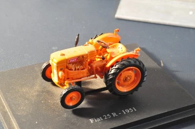 1/43 TRATTORE FIAT 25R 1951  UNIVERSAL HOBBY - Immagine 1 di 2