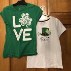 Menge 2 ~ Mädchen Größe Large 10/12 St. Patrick's Day T-Shirts grün Liebe weiß Katze