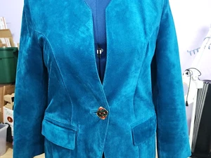 Danier Fitted Suede Jacket, size Medium Teal  - Picture 1 of 18