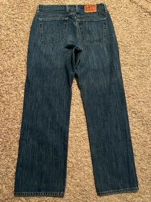 EUC Lucky Brand Jeans Relaxed Straight Men tag=34 (MEASURED 34x31) (9720) - Image 1 of 4